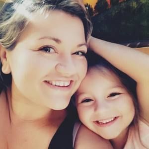 Meet your Posher, Leah